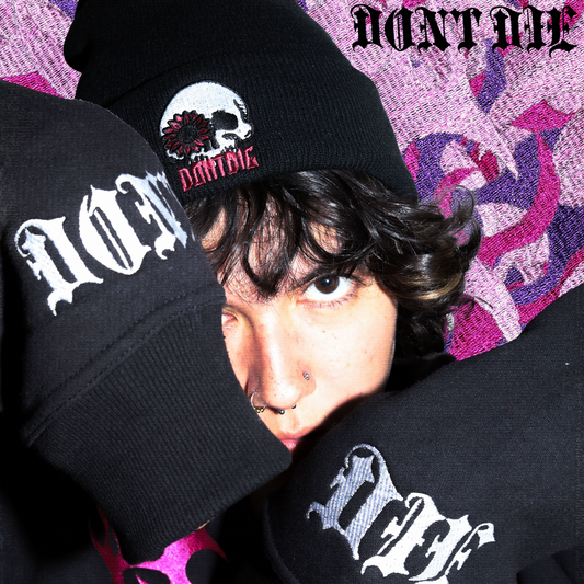 DDC SKULL BEANIE (BLACK)