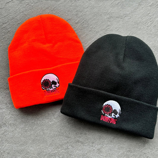 DDC SKULL BEANIE SET